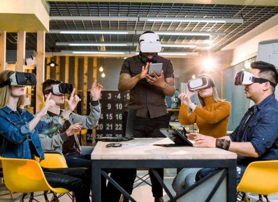 Better online meetings in virtual reality